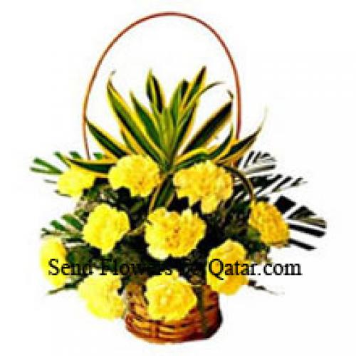 12 Elegant Yellow Carnations