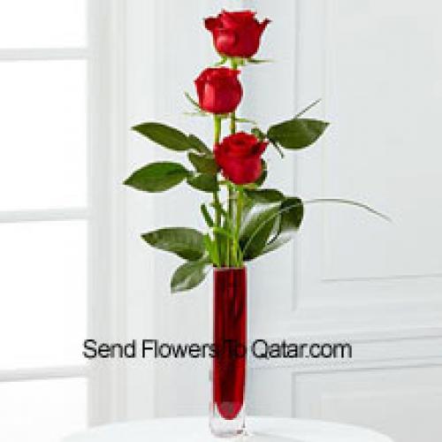 3 Cute Red Roses